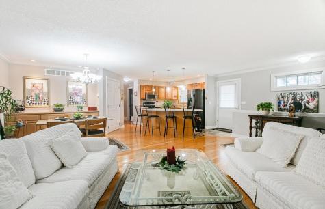 332 Baldwin Drive Howard OH 43028