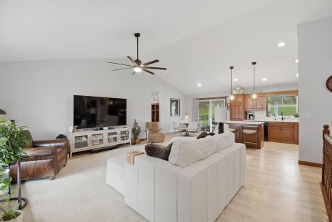 48 Struble Circle Fredericktown OH 43019