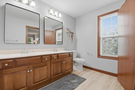 48 Struble Circle Fredericktown OH 43019