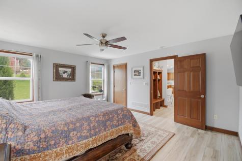 48 Struble Circle Fredericktown OH 43019