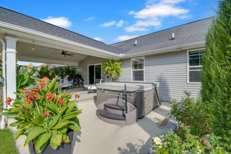 48 Struble Circle Fredericktown OH 43019