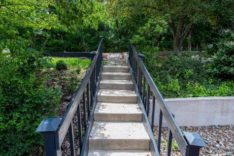229 Green Valley Drive Howard OH 43028