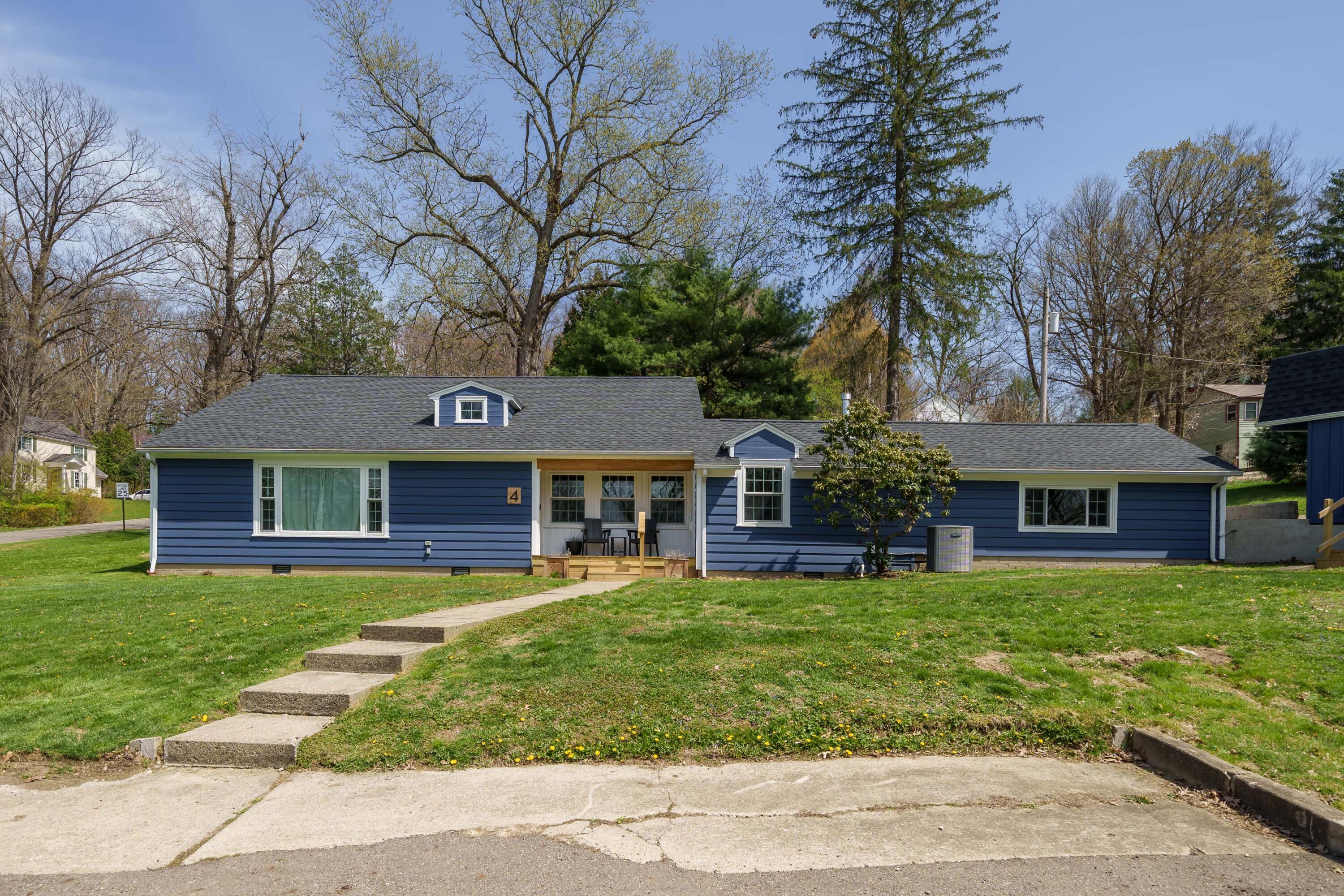 4 N Edgewood Road Mount Vernon OH 43050