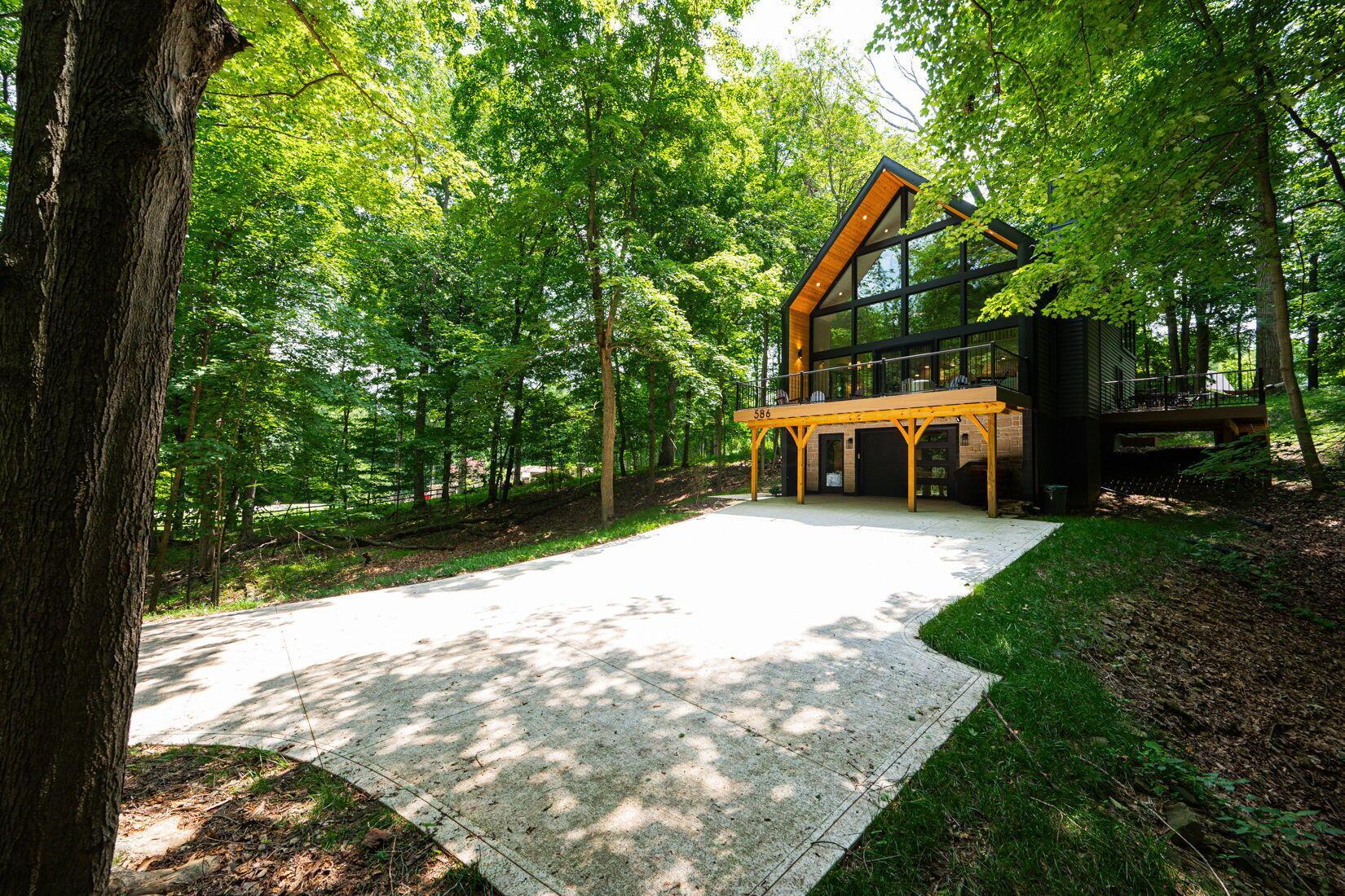 586 Crabapple Drive Howard OH 43028