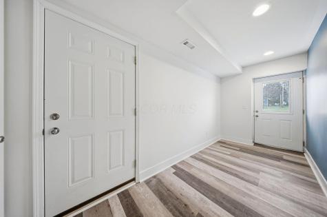 102 White Road Centerburg OH 43011