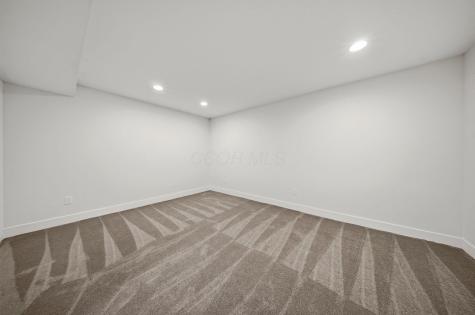 102 White Road Centerburg OH 43011