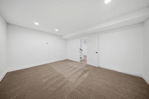 102 White Road Centerburg OH 43011