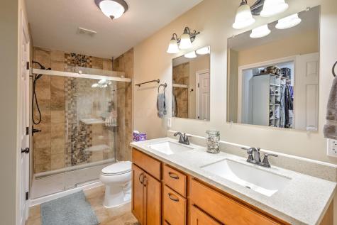 3806 Apple Valley Drive Howard OH 43028