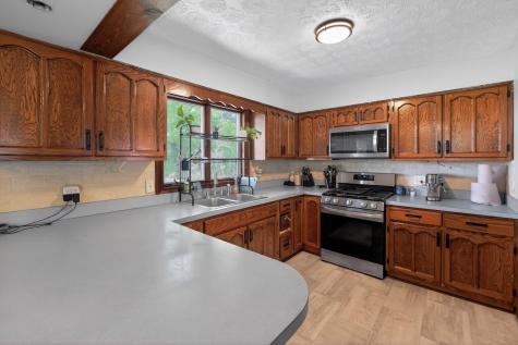 23783 Caves Road Gambier OH 43022