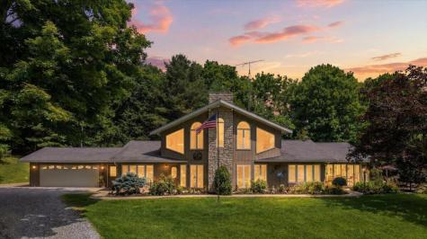 23479 Thompson Road Howard OH 43028