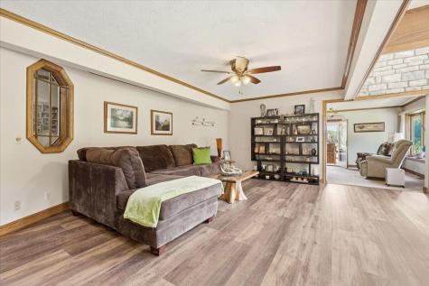 23479 Thompson Road Howard OH 43028