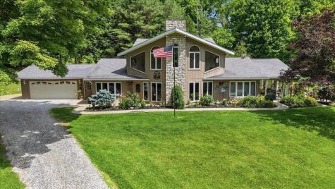 23479 Thompson Road Howard OH 43028