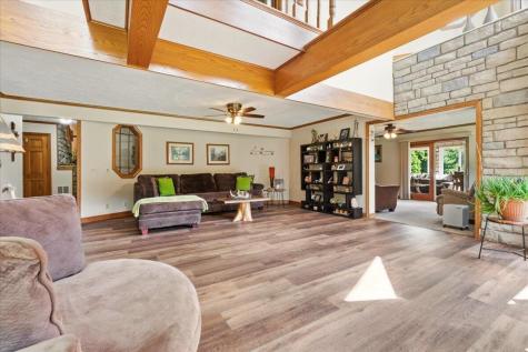 23479 Thompson Road Howard OH 43028
