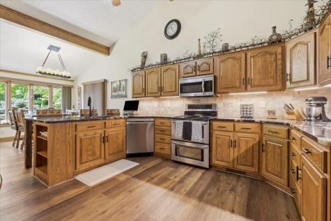 23479 Thompson Road Howard OH 43028