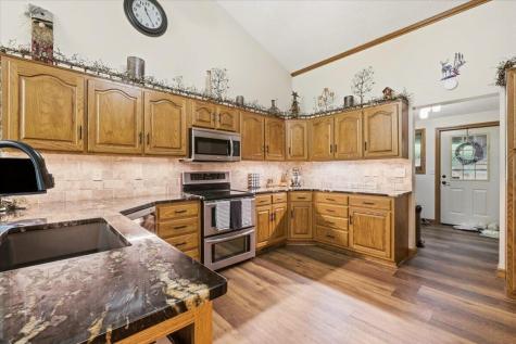 23479 Thompson Road Howard OH 43028