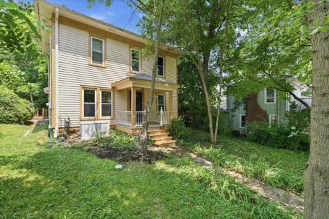 301 E Wiggin Street Gambier OH 43022