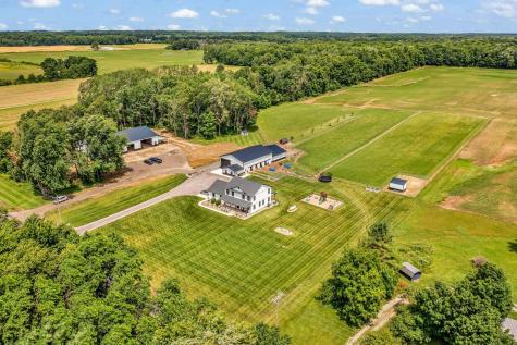6445 Sycamore Road Centerburg OH 43011