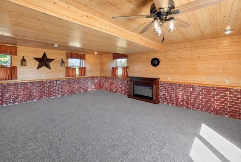 16500 Smith Road Fredericktown OH 43019