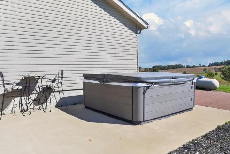 16500 Smith Road Fredericktown OH 43019