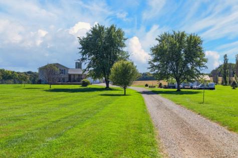 16500 Smith Road Fredericktown OH 43019