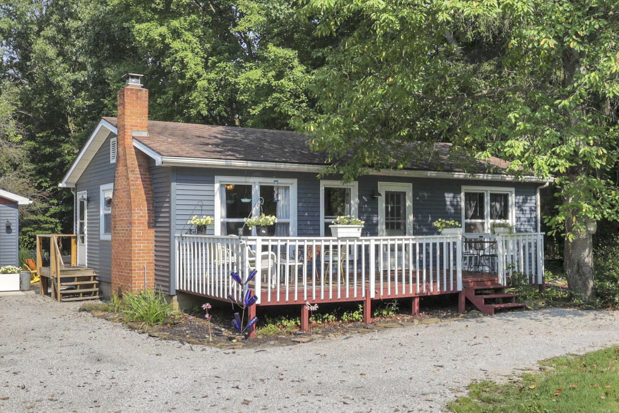 1553 Apple Valley Drive Howard OH 43028