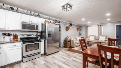 555 N Washington Street Utica OH 43080