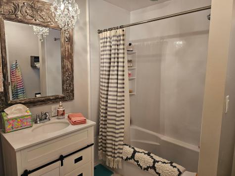 318 Crabapple Drive Howard OH 43028