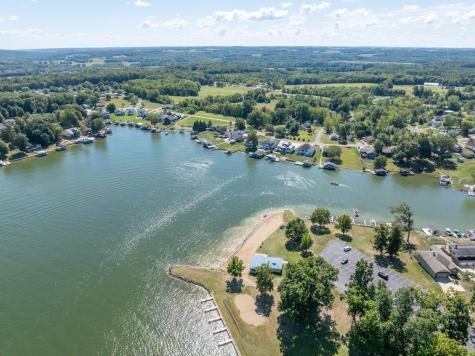 318 Crabapple Drive Howard OH 43028