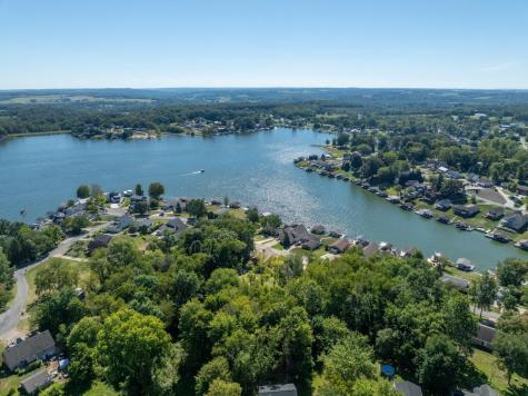 318 Crabapple Drive Howard OH 43028