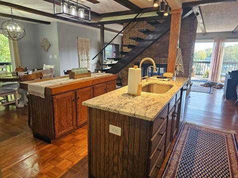 318 Crabapple Drive Howard OH 43028