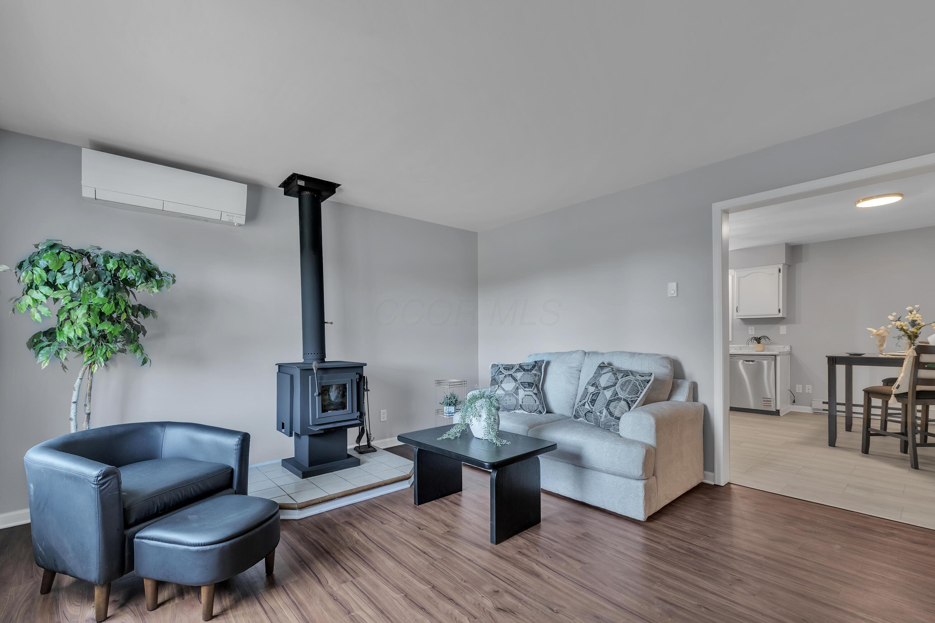 1709 Apple Valley Drive Howard OH 43028