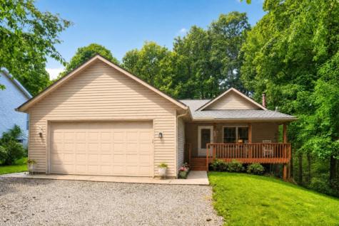 832 Highland Hills Drive Howard OH 43028