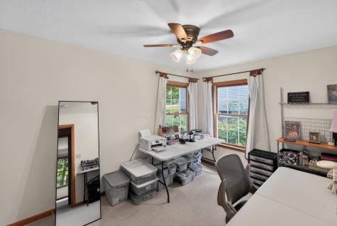 832 Highland Hills Drive Howard OH 43028