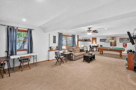 832 Highland Hills Drive Howard OH 43028