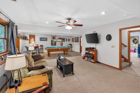 832 Highland Hills Drive Howard OH 43028