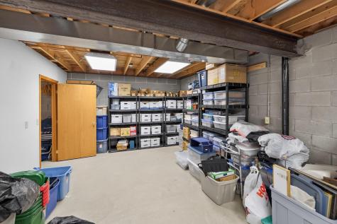 832 Highland Hills Drive Howard OH 43028
