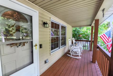 832 Highland Hills Drive Howard OH 43028