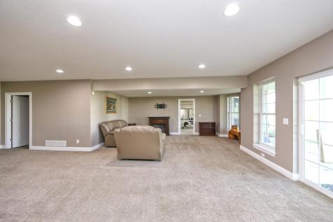 55 Wildwood Lane W Mount Vernon OH 43050