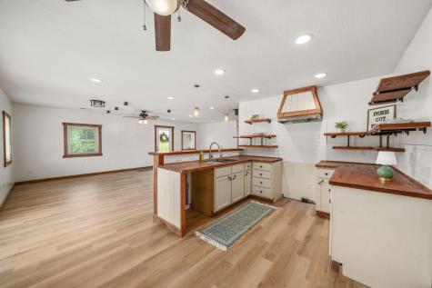 2621 Larimore Road Mount Vernon OH 43050