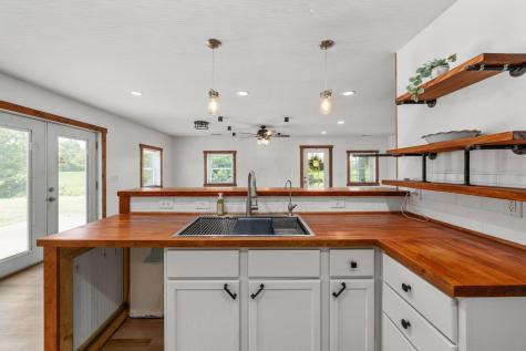 2621 Larimore Road Mount Vernon OH 43050
