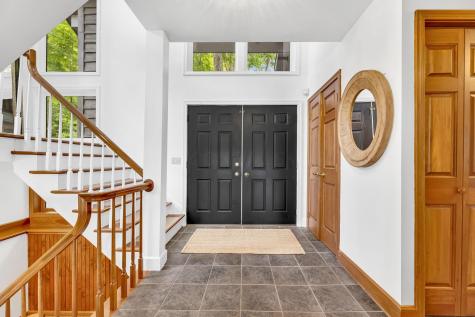 685 King Beach Drive Howard OH 43028