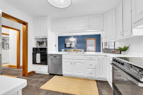 685 King Beach Drive Howard OH 43028