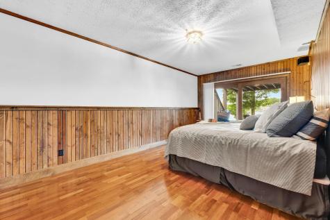 685 King Beach Drive Howard OH 43028