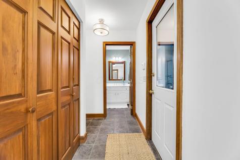 685 King Beach Drive Howard OH 43028