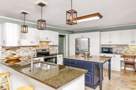 4053 Apple Valley Drive Howard OH 43028