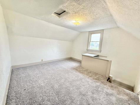 5 S Monroe Street Mount Vernon OH 43050