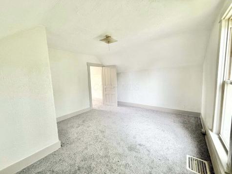 5 S Monroe Street Mount Vernon OH 43050