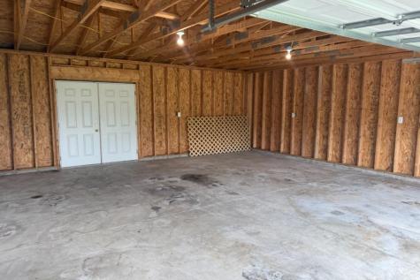 1 Freeway Avenue Fredericktown OH 43019