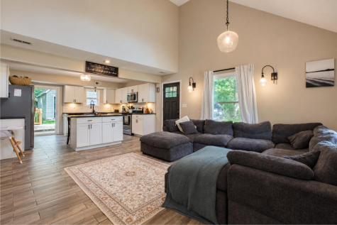 370 Valleyridge Drive Howard OH 43028