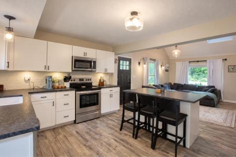370 Valleyridge Drive Howard OH 43028